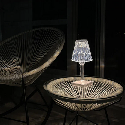 Chic bordslampa med kristalldesign - CrystalLuxe | Veska
