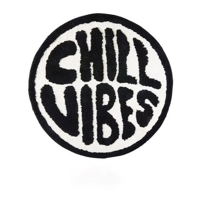 Chill Vibes Mat | Veska Svart brev 60x60cm