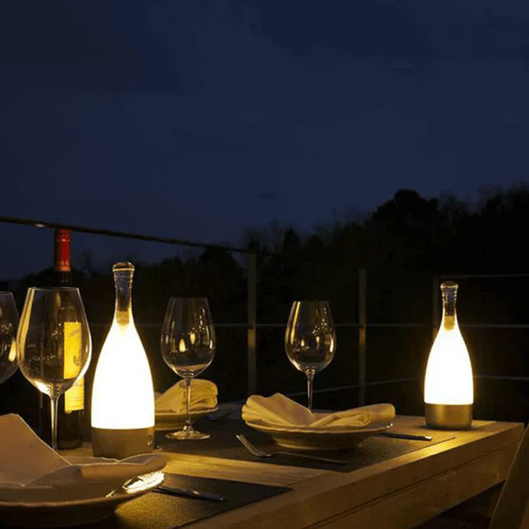 CorkGlow - Vinflaskabordslampa | Veska