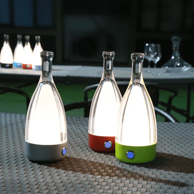 CorkGlow - Vinflaskabordslampa | Veska