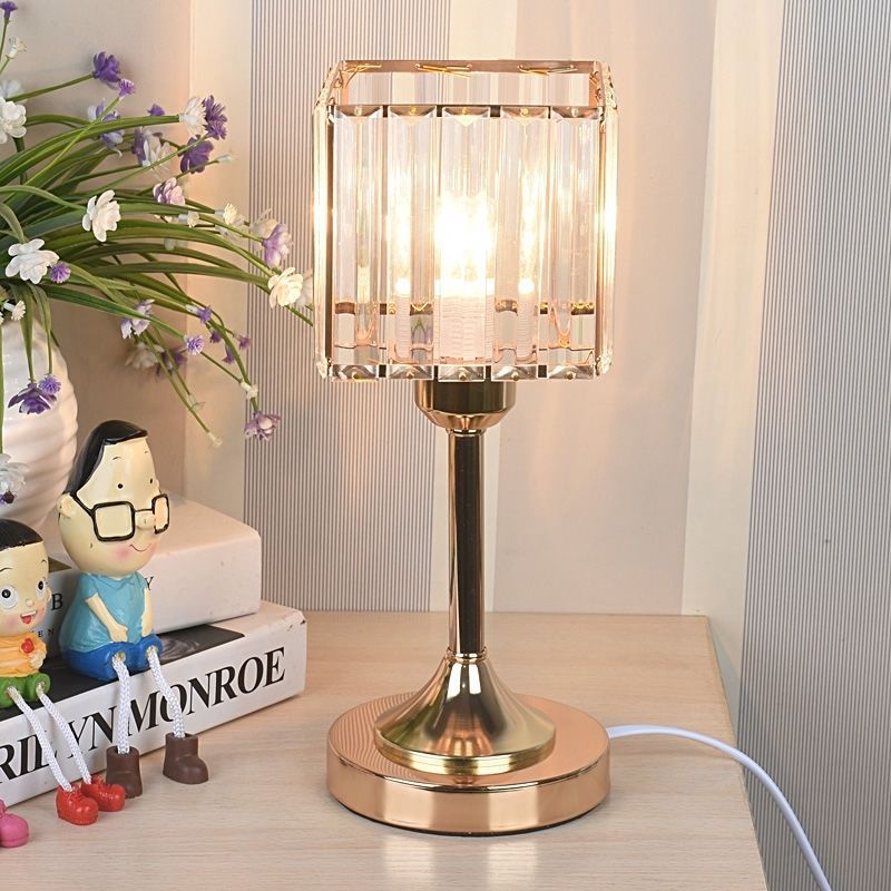 Crystal - Nordisk Kristallbordslampa | Veska Guldruta