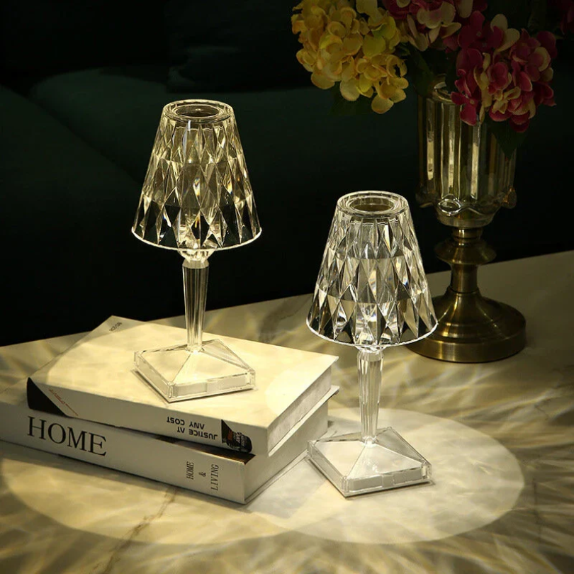CrystalLuxe Bordslampa - Elegant Kristall Bordsljussättning Veska