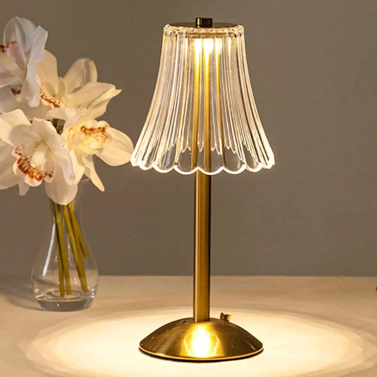 CrystalLuxe - Vintage Bordslampa med Elegant Glans | Veska