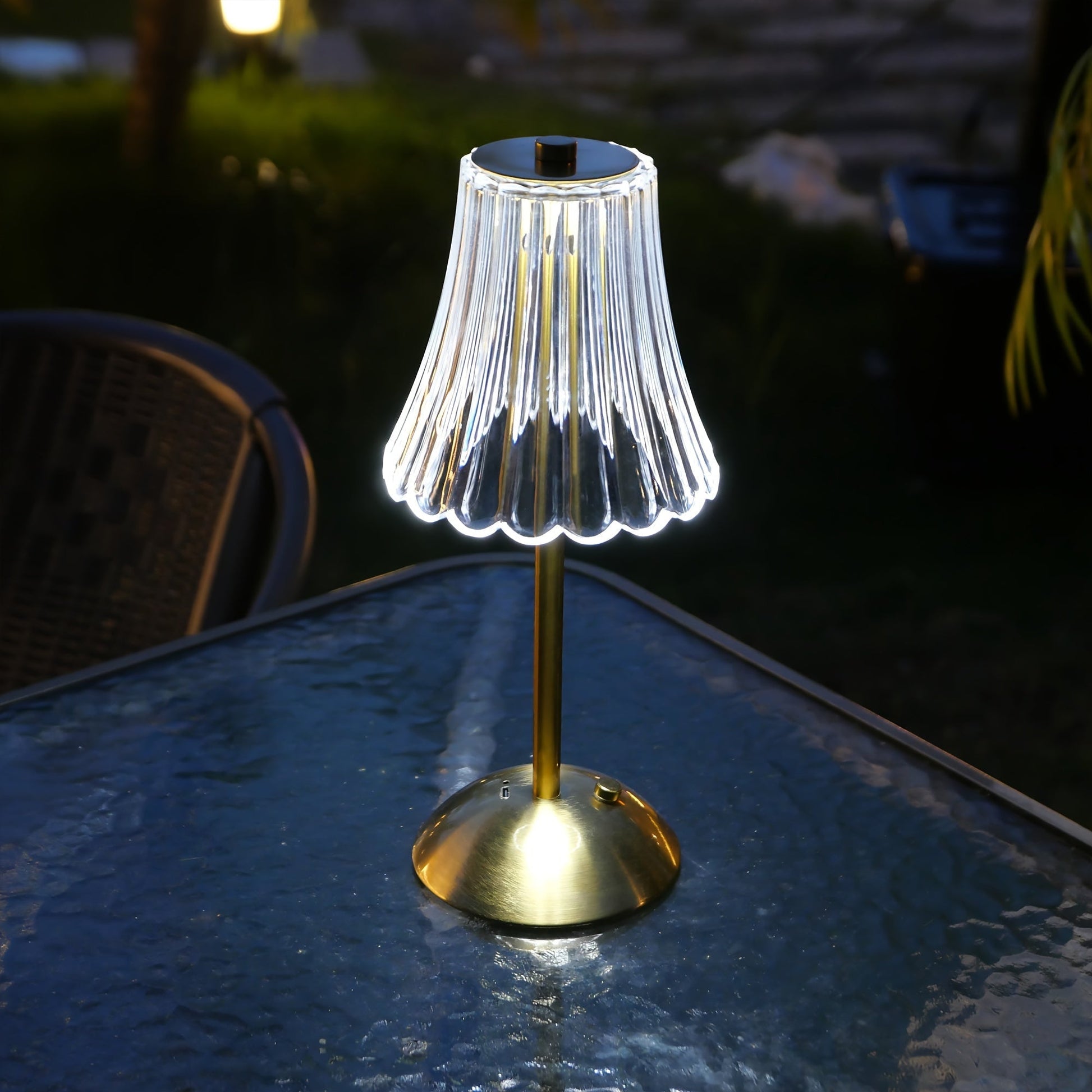 Crystaluxe Lampa - LED Crystal Bordslampa med Touchfunktion Veska