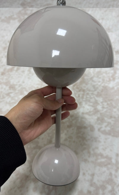 Designer LED Bords Lamp med Aurora Effekt | Veska Grå