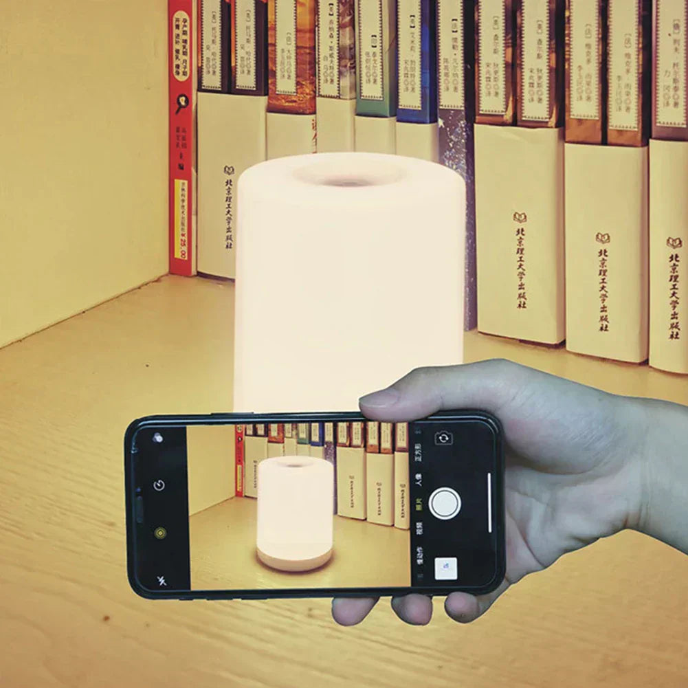 Dimbar LED Bordslampa med USB-port - GlowEase | Veska