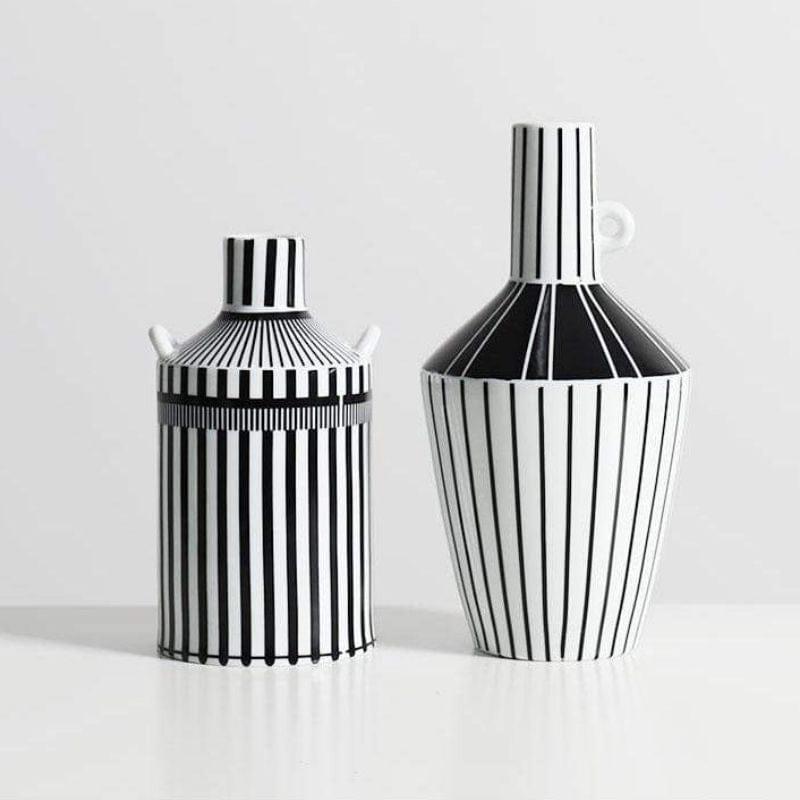 Elegant keramikvas för en modern atmosfär | Veska