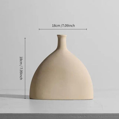 Elegant keramikvas i minimalistisk design | Veska Ingrid 2