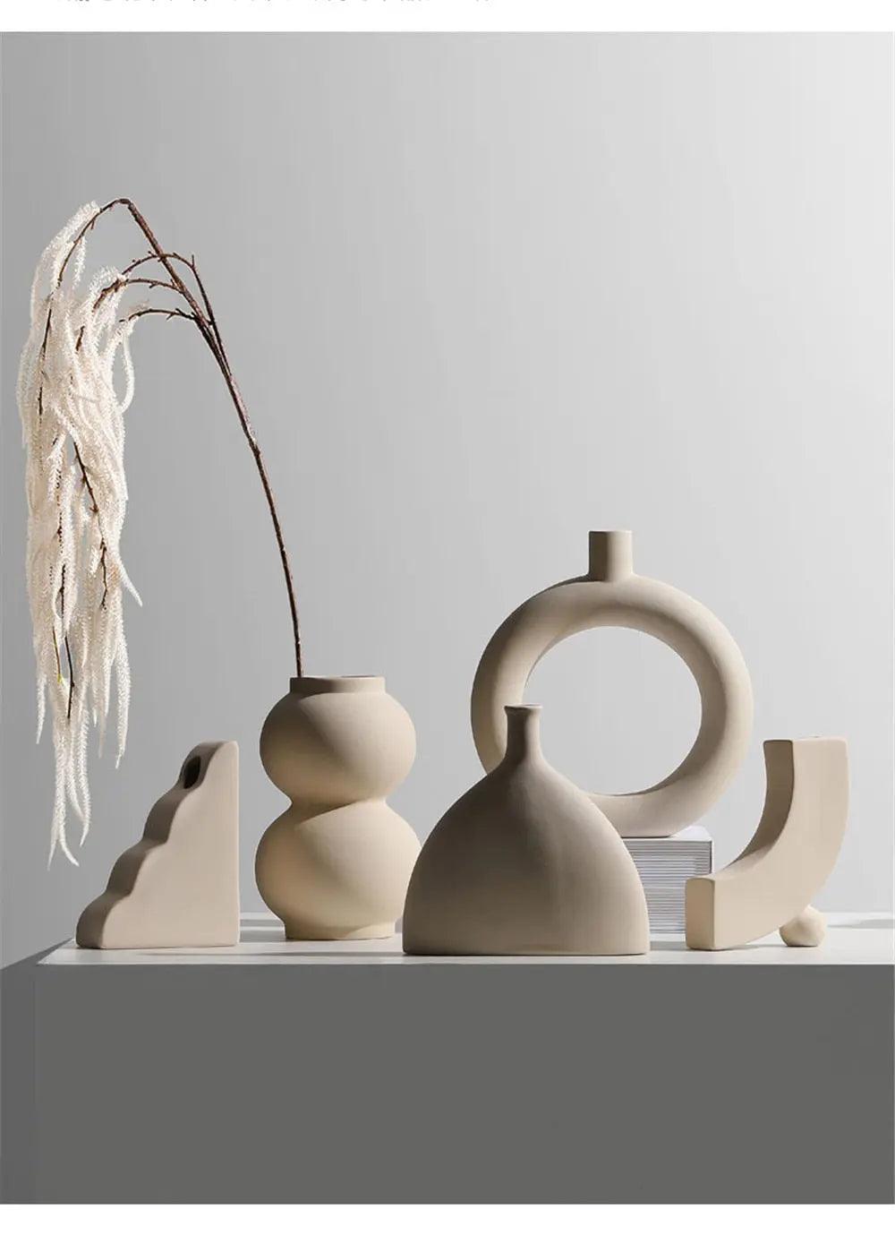 Elegant keramikvas i minimalistisk design | Veska