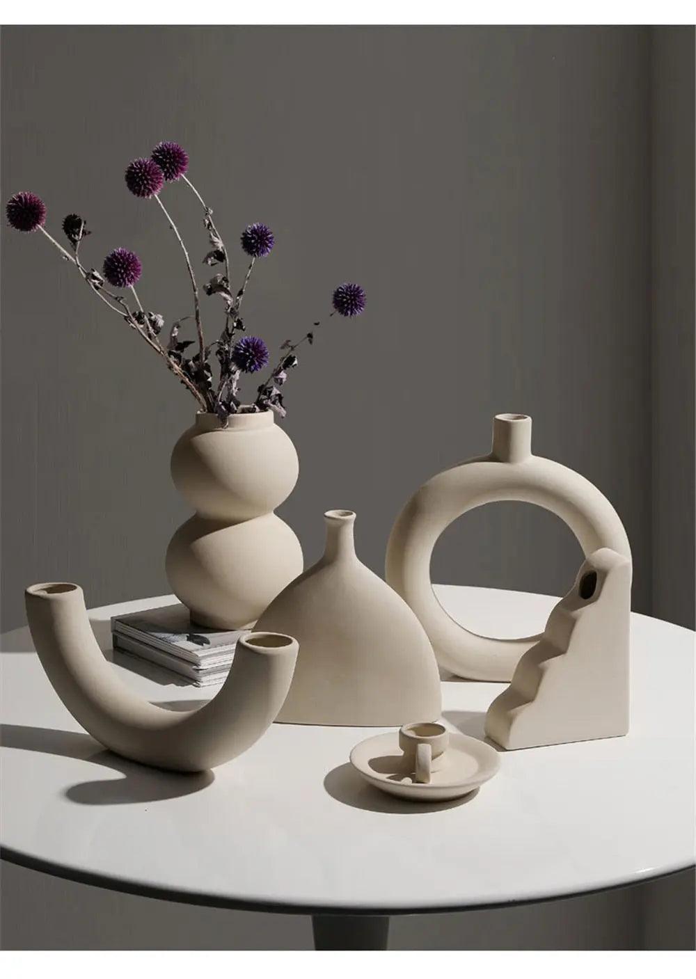 Elegant keramikvas i minimalistisk design | Veska