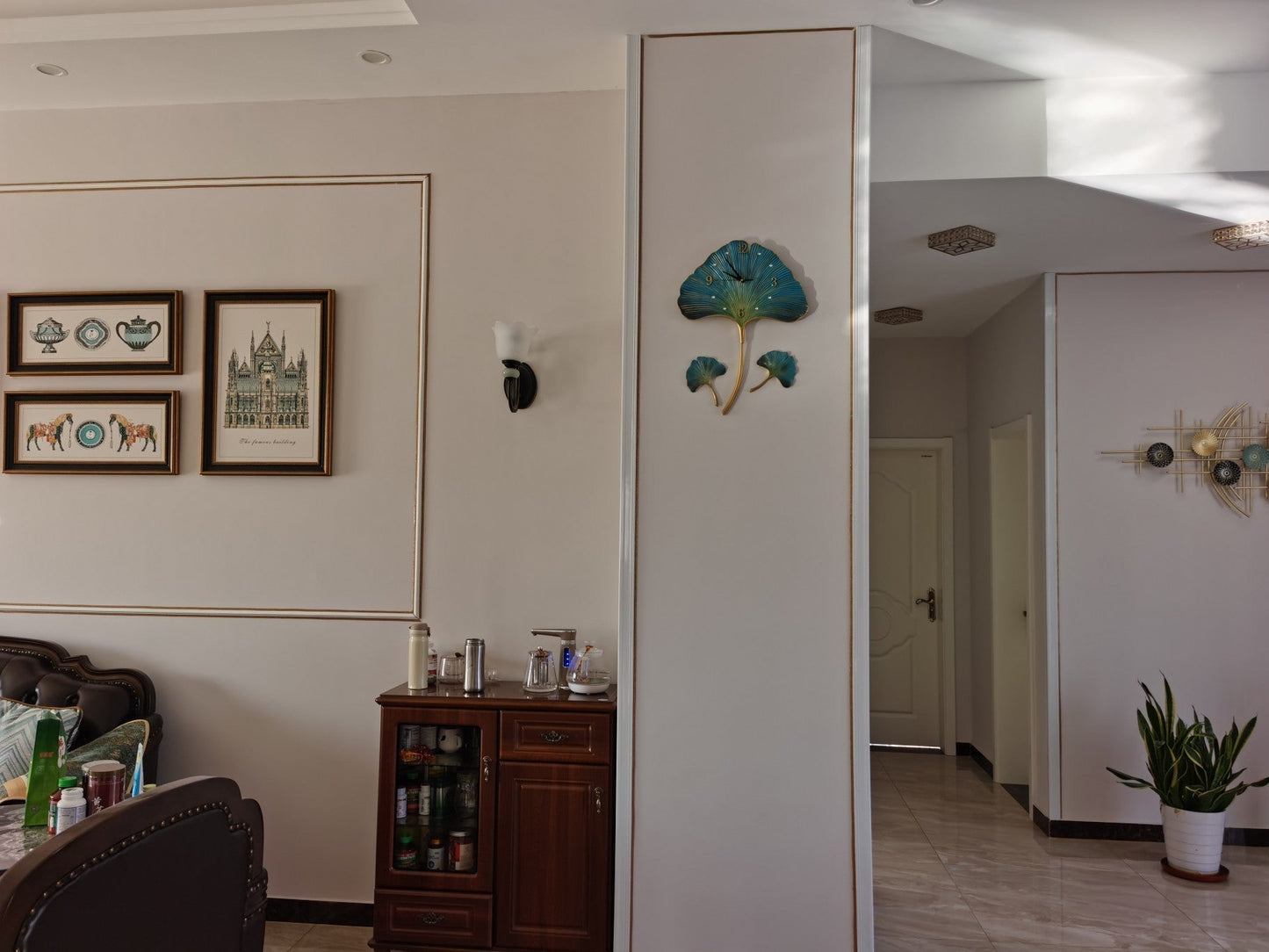Elegant Leaf Wall Silent Clock | Veska