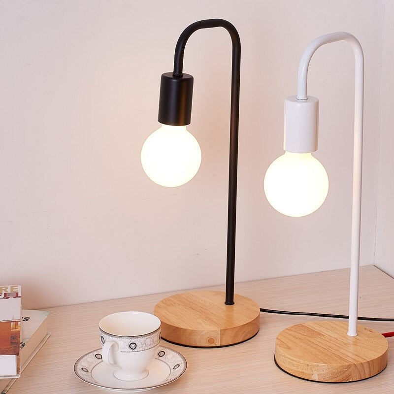 Elegant Metall Bordslampa Veska