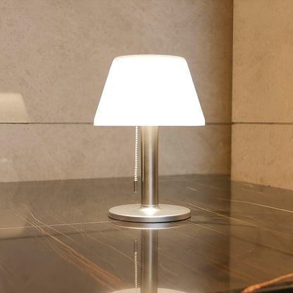Elegant solid bordslampa för utomhusets charm Veska