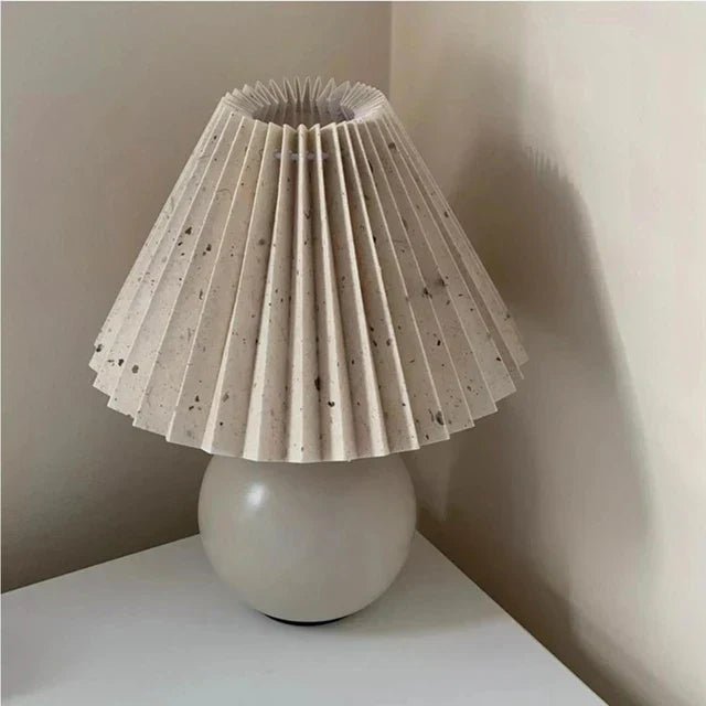 Elegant Vintage Bordslampa med Fällbar Skärm | Veska Grädde och spräcklig