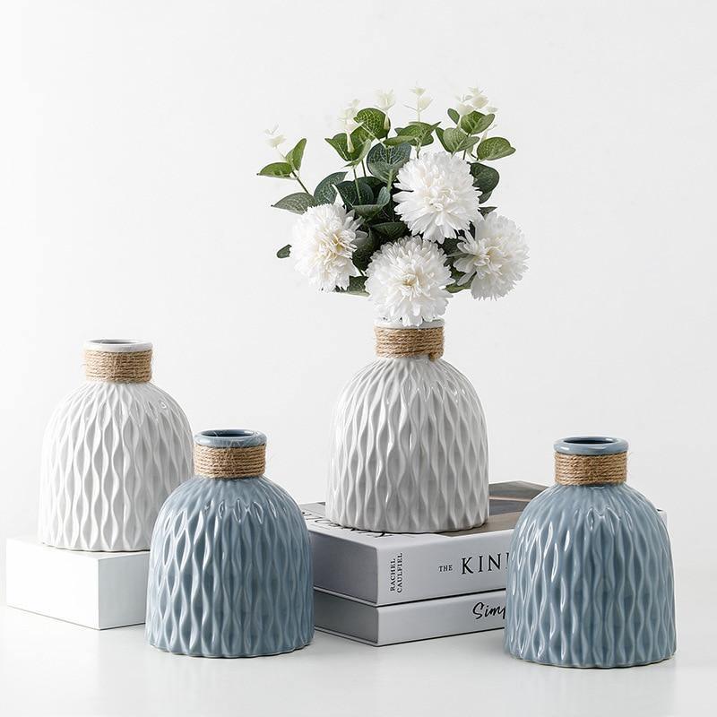 Elysian Textured Vase | Veska Vit