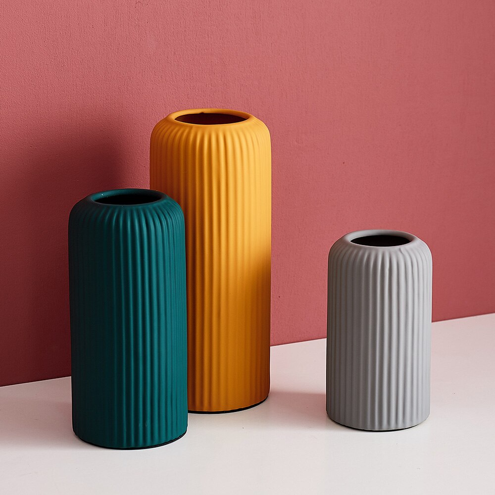 Färgglad keramisk Veskaompott i modern design | Veska