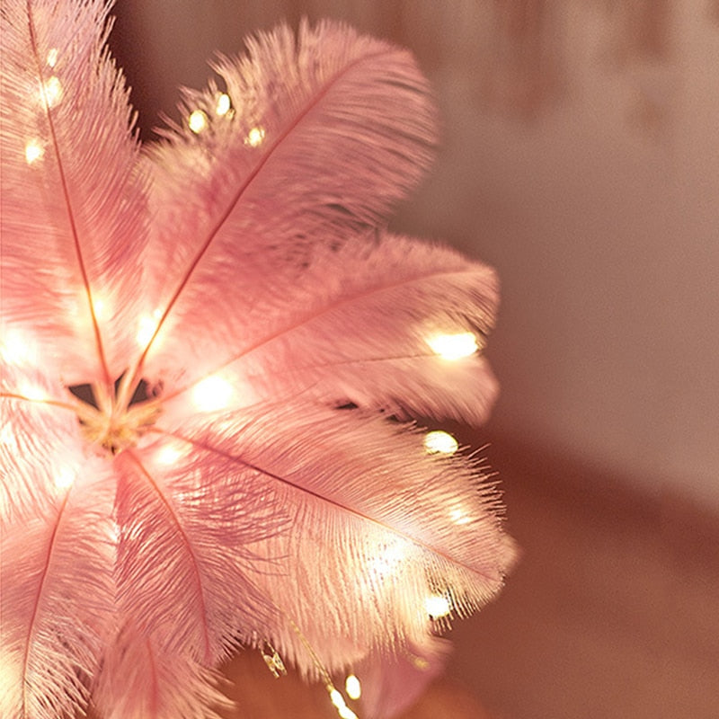 Feather Palm Creative Bordslampa | Veska