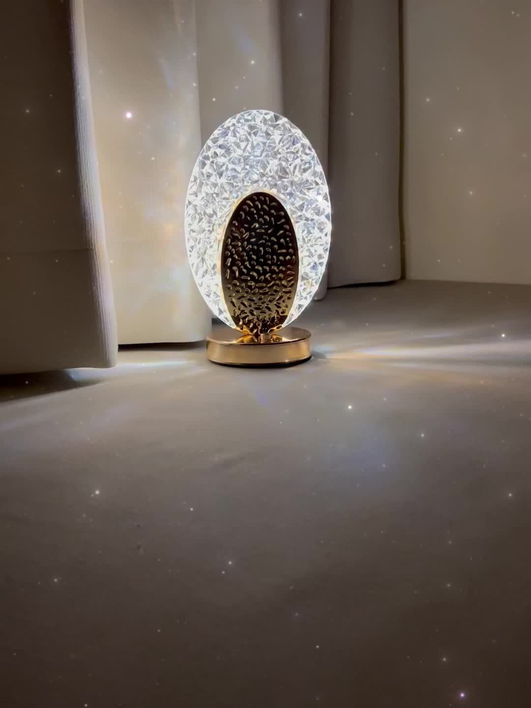 FeatherLamp - USB Touch Table Lamp with Unique Feather Design Veska