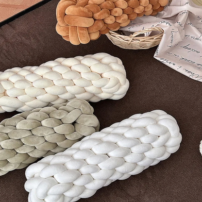 Flätad Twist Kudde – Lång Dekorativ Kudde för Soffa & Säng | Veska
