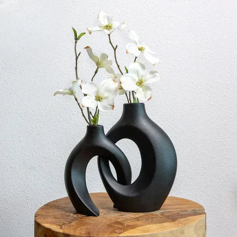 FloréWeave Konstnärlig Veskaomvas med Vävd Design för Eleganta Veskaomsterarrangemang | Veska Matt Black