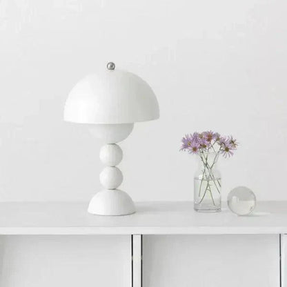 FlowerLume - Stilig Blommig Nordisk Bordslampa | Veska