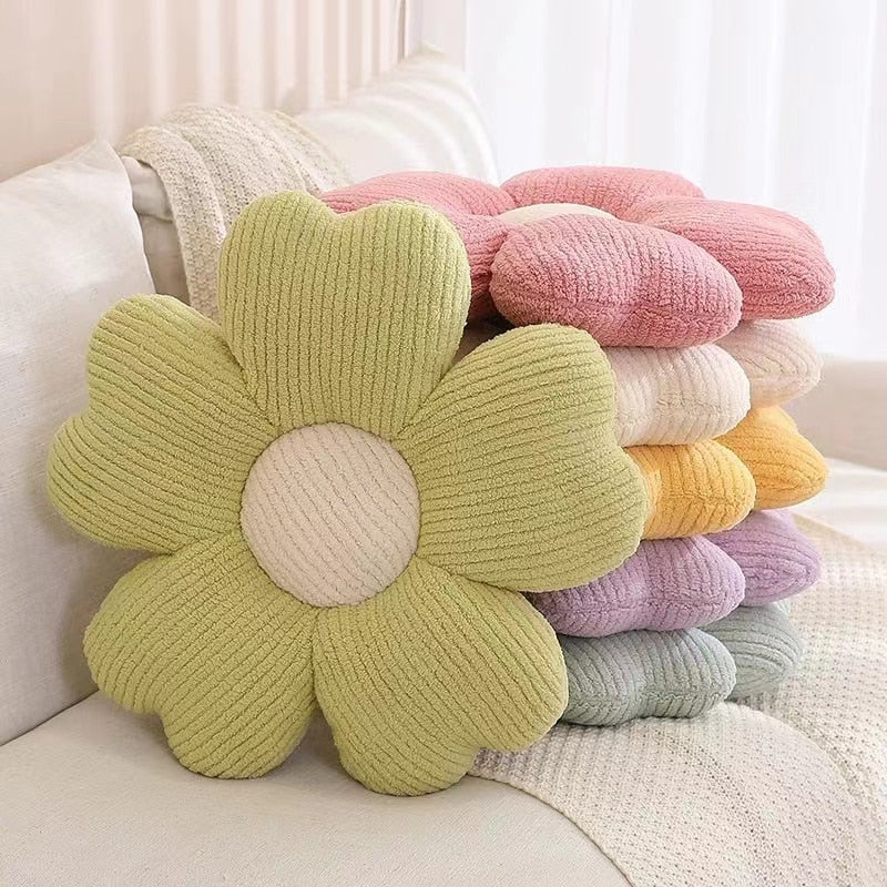 Fluffy Clover Flower Cushion | Veska