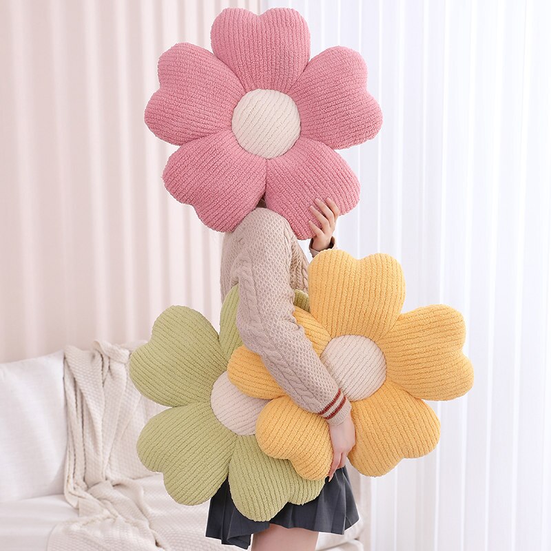 Fluffy Clover Flower Cushion | Veska