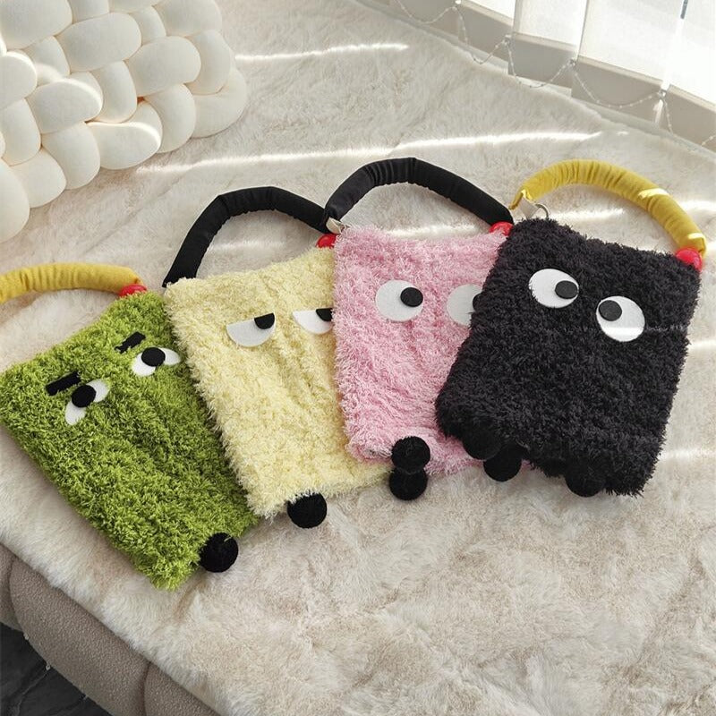 Fluffy Face Tissue Holder | Veska