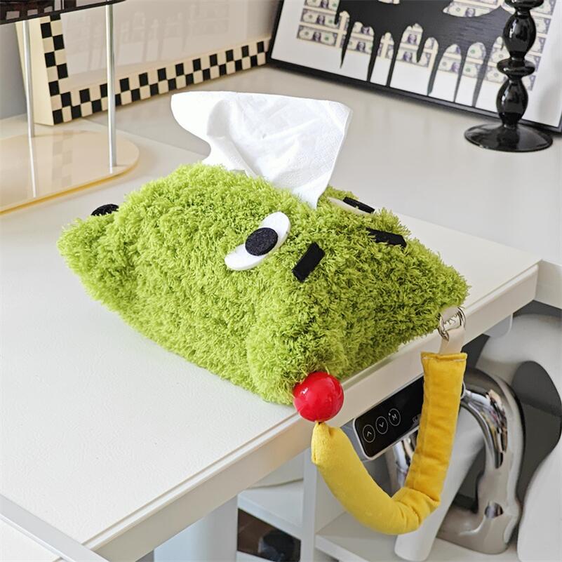 Fluffy Face Tissue Holder | Veska grön