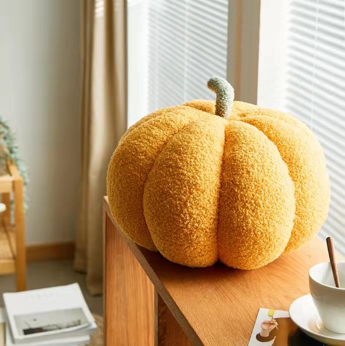 Fluffy Pumpkin Kudde | Veska