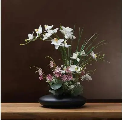 Fredlig keramisk vas med konstnärlig dekoration | Veska Style4-med blommor