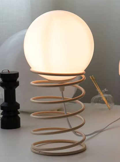 FrostOrb Bauhaus Bordslampa – Frostat Glas | Veska Stil B