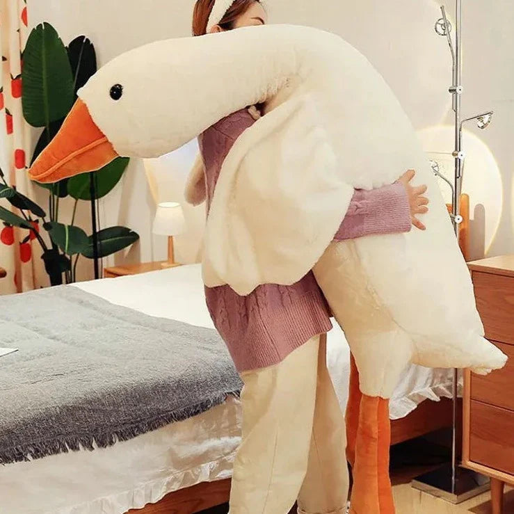 Giant Goose Cushion | Veska Orange näbb