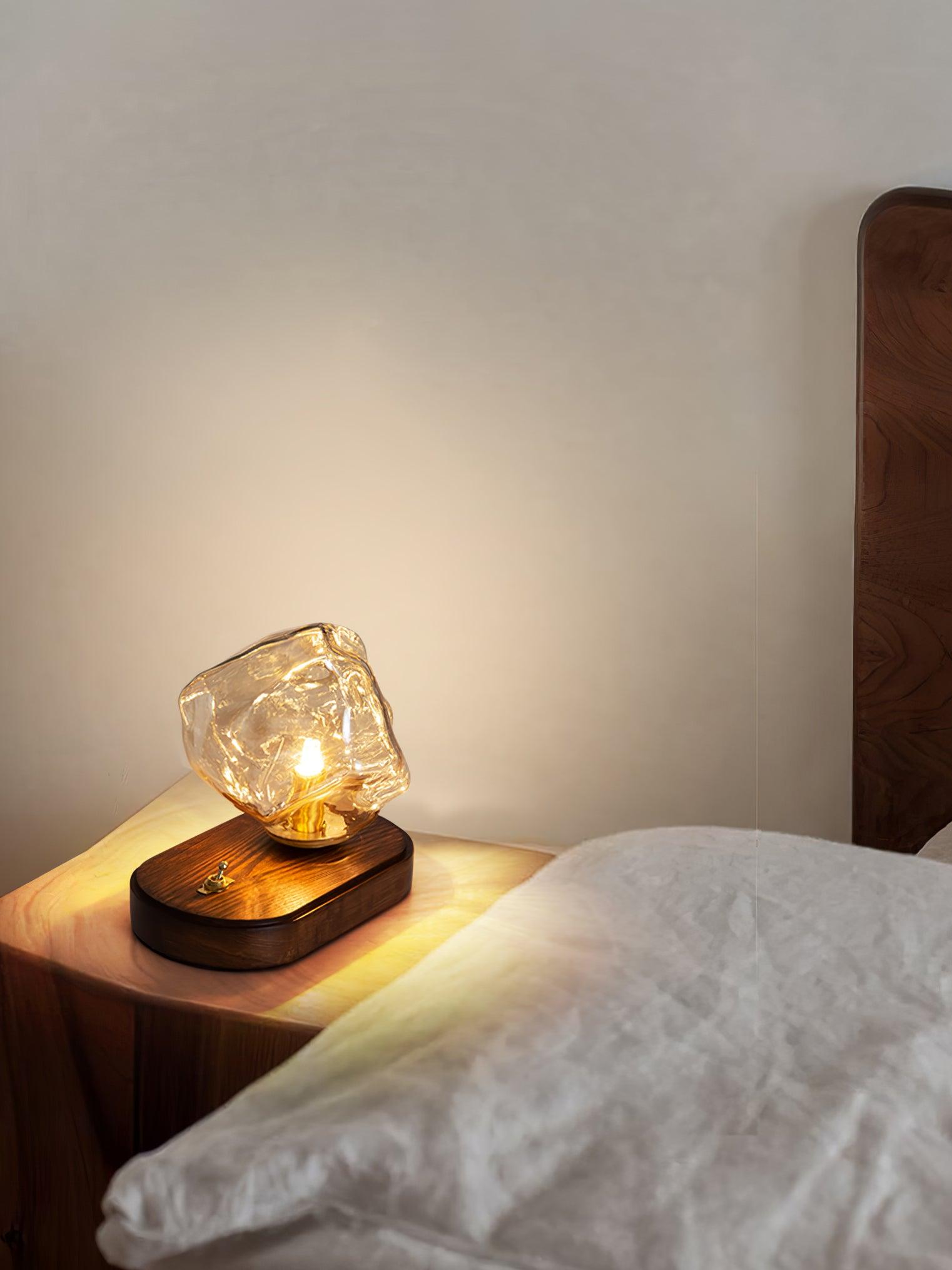 Glasblock Bordslampa | Modern Design med Klar Glas | Idealiskt för Belysning av Vardagsrum & Sovrum | Veska
