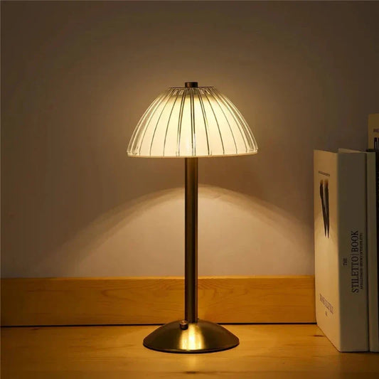 GlassGleam | Sladdlös tre-färgad LED-bordslampa med dimmerfunktion | Veska