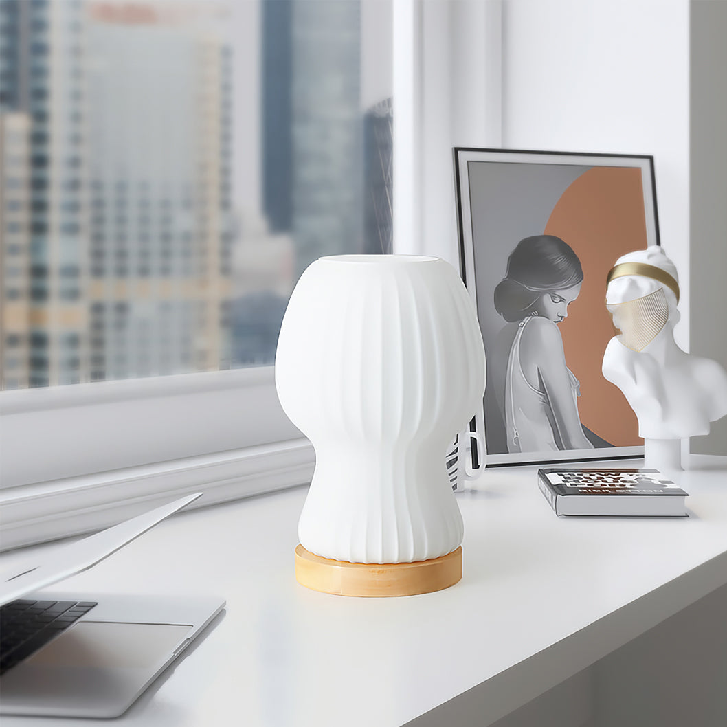 GlowBeam – Viktad glasbordslampa med träaccent | Veska