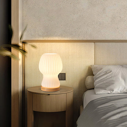GlowBeam – Viktad glasbordslampa med träaccent | Veska