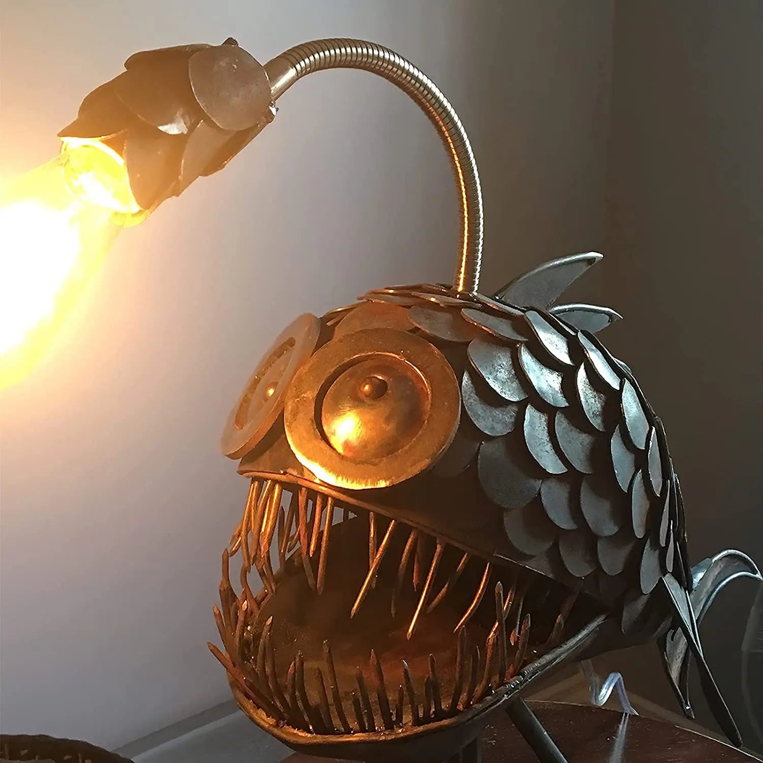 Glowfish Retro Bordslampa Veska