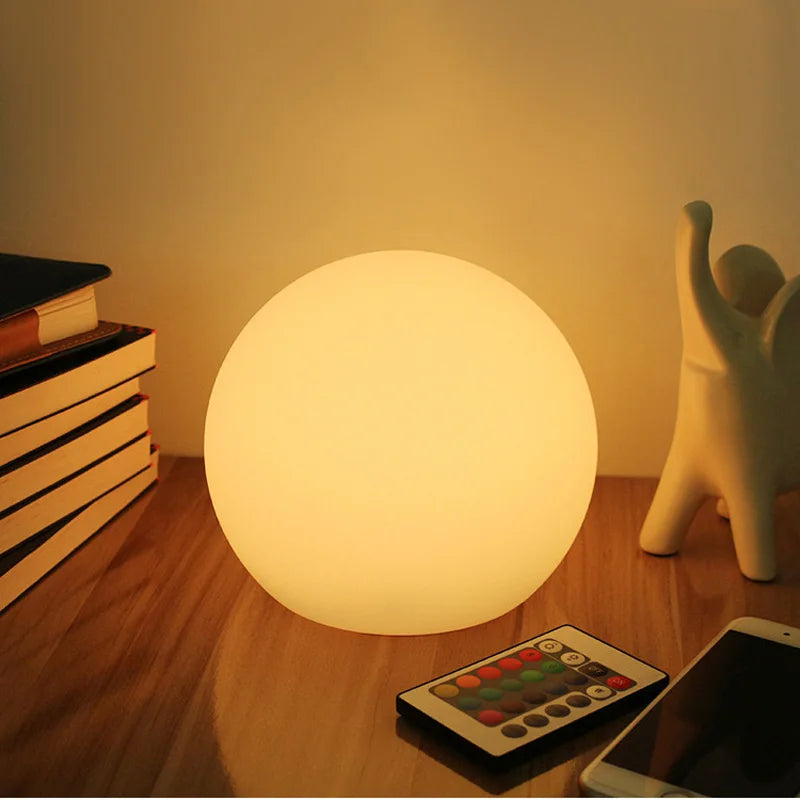 GlowSphere – Bordslampa med modern världslig charm | Veska