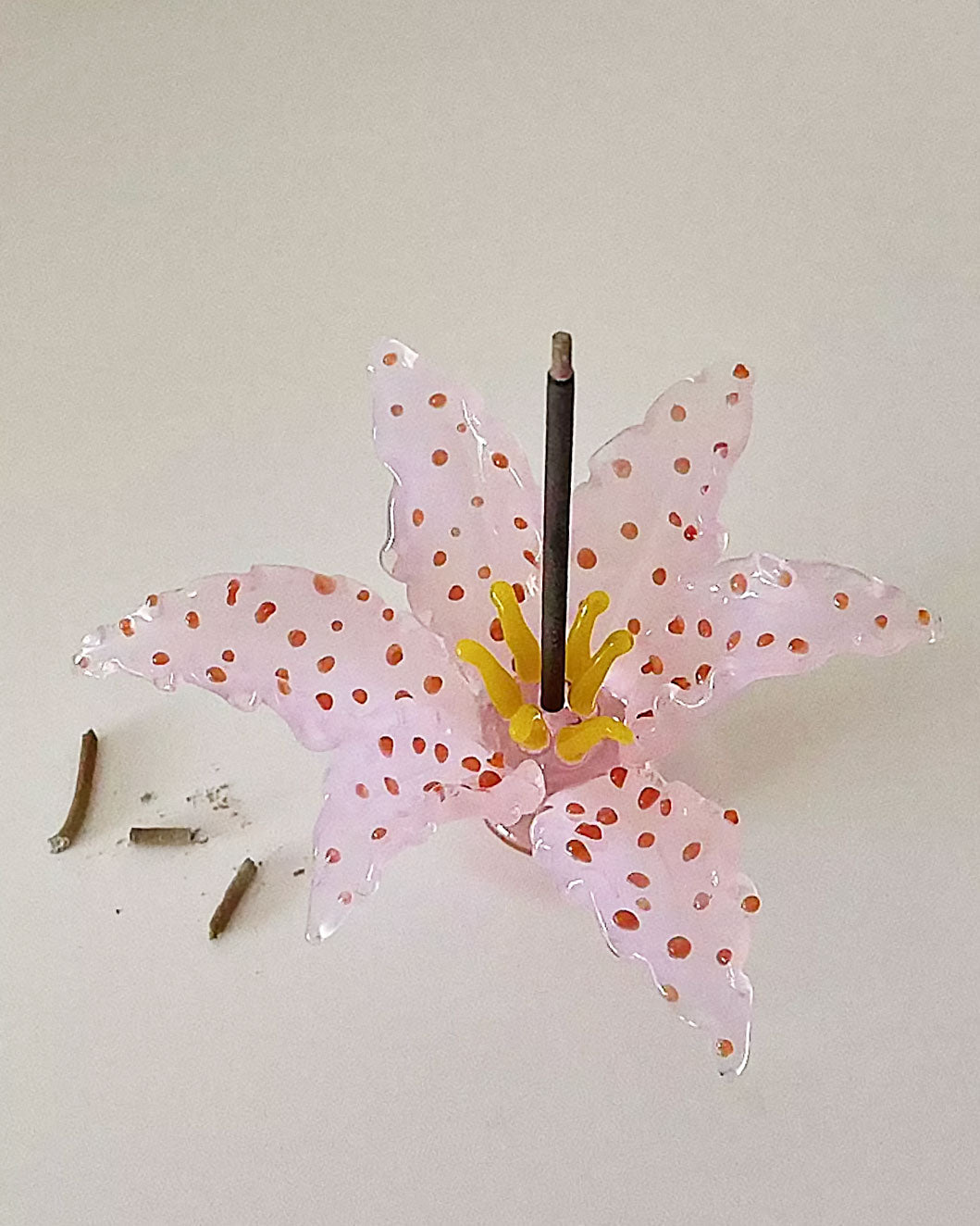 Handgjord 3D Glas Keramik Lilja Rökelsehållare | Veska Rosa Glass Lilja