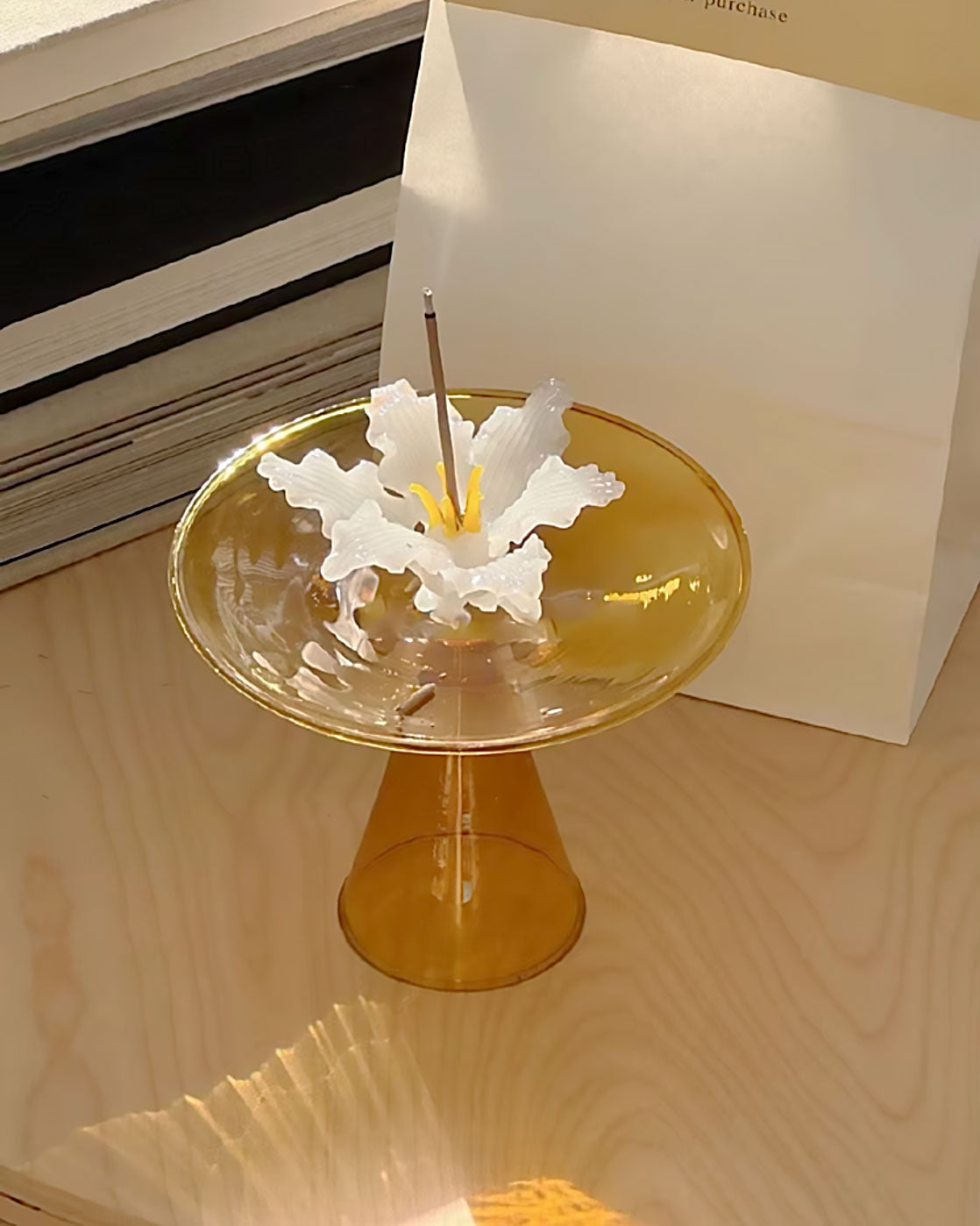 Handgjord 3D Glas Keramik Lilja Rökelsehållare | Veska