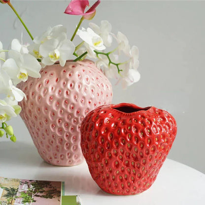 Handgjord Jordgubbe Keramisk Veskaomkruka - Elegant Heminredning | Veska Rot Liten - 16x16cm