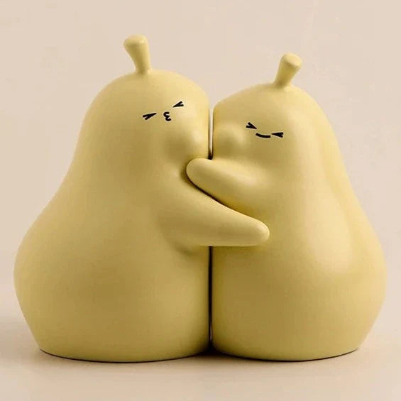 Hugging Pear Bokstöd | Veska L Gul