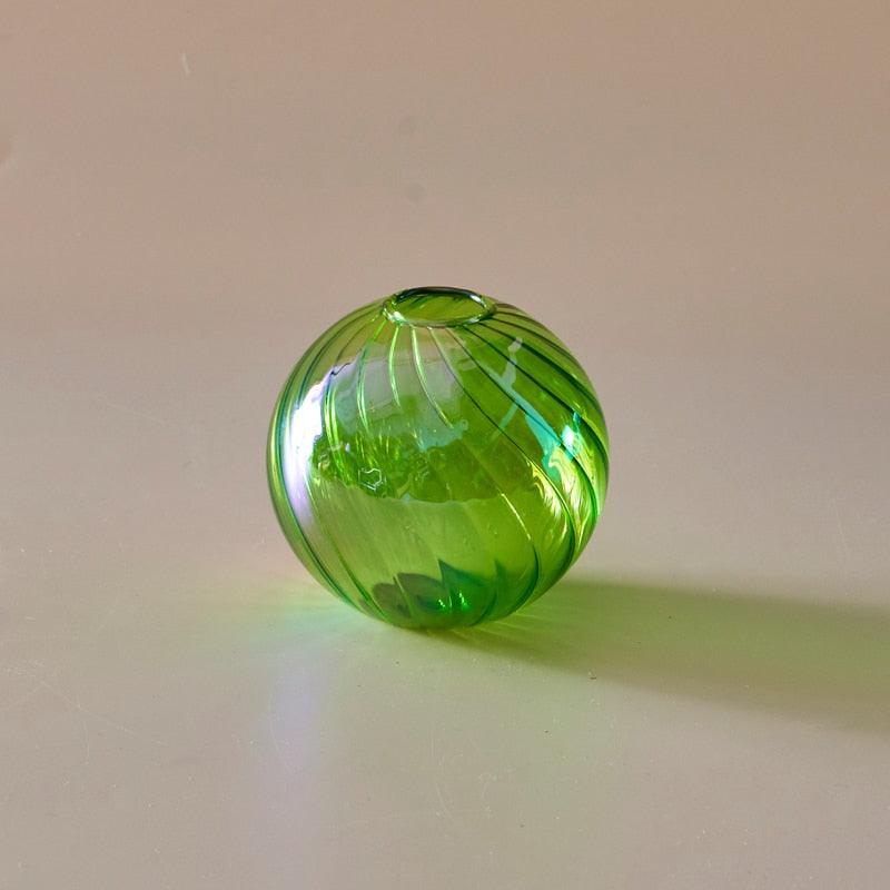 Iridescent Ball Flower Vase | Veska Liten Grön