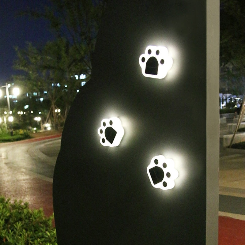 Kattpaws solcellsmatade utomhusgolvlampor | Veska