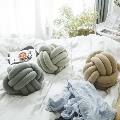 Knot Ball Kudde | Veska