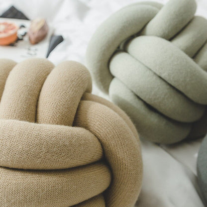 Knot Ball Kudde | Veska
