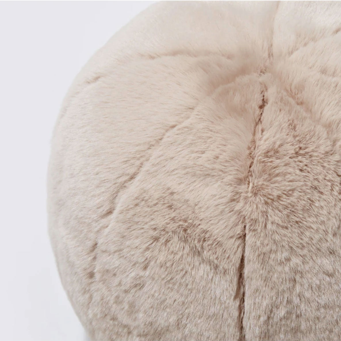 Kort Päls Boll Kudde | Veska
