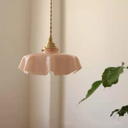 Kräm Blommig Mässingspendel Lampa | Veska