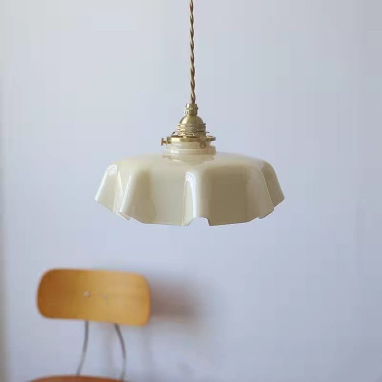 Kräm Blommig Mässingspendel Lampa | Veska